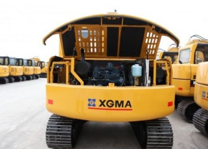 8T XG809E Excavator 5