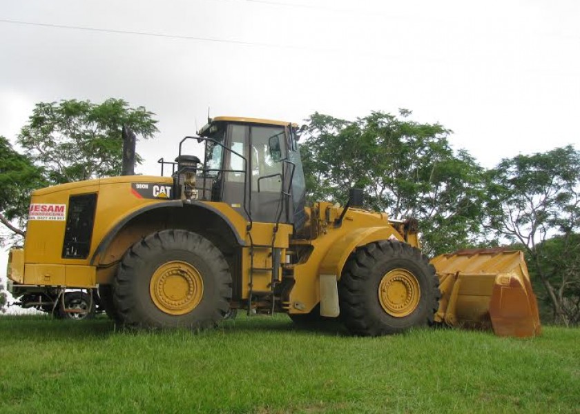 980H Loader 1