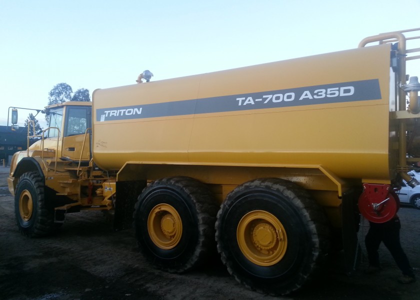 ADT Water Cart - Volvo A35D 1