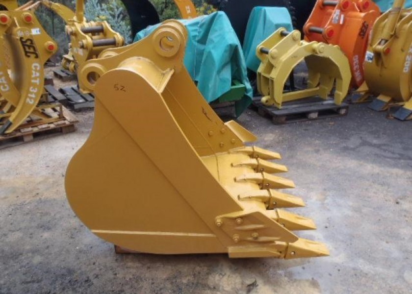 AHA 20 Ton Dig Bucket 1
