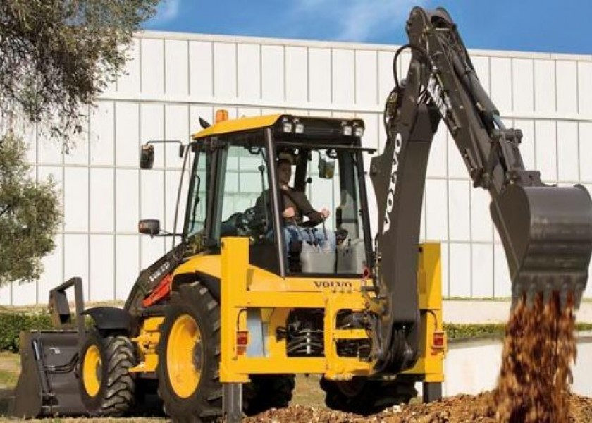 Backhoe loader  Volvo BL71B 1