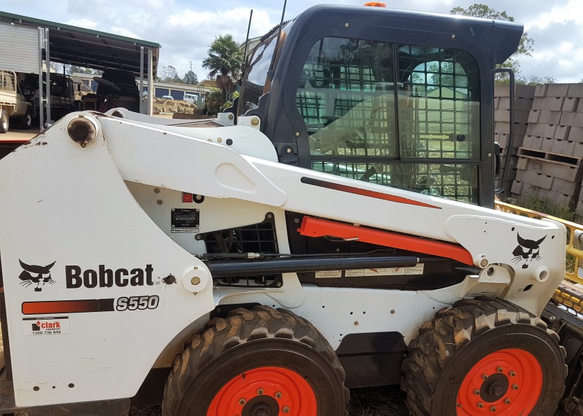 Bobcat S550 1