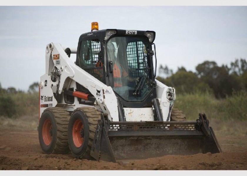 Bobcat S650 Skidsteer Loader 1