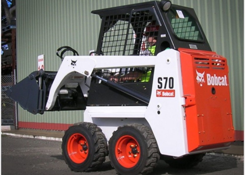 Bobcat S70 1