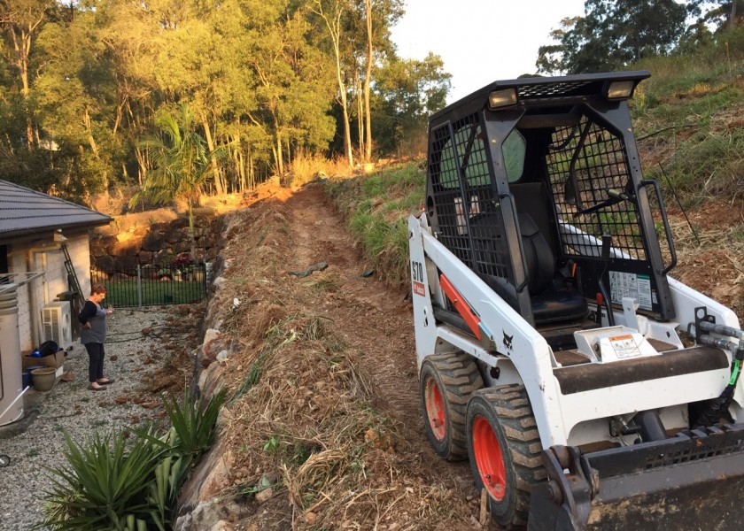 Bobcat s70 Tight Access 3