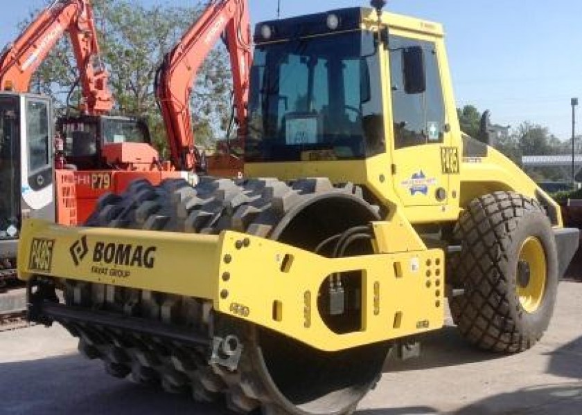 Bomag 120 Padfoot Roller 1