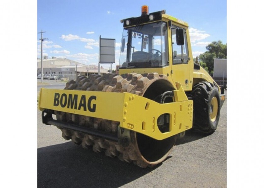 Bomag 13t Single Drum Smooth Roller 2