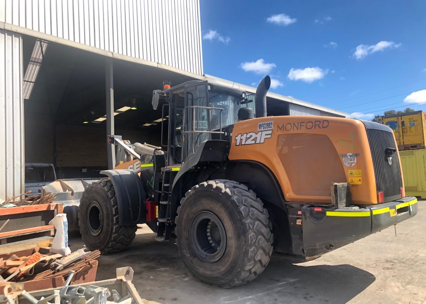 Case 1121F wheel loader 2