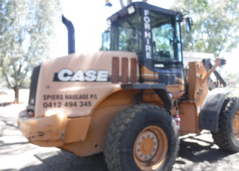 Case 521 DXT Wheel Loader 19