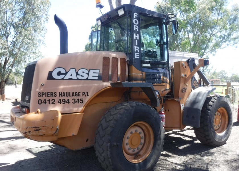 Case 521 DXT Wheel Loader 1