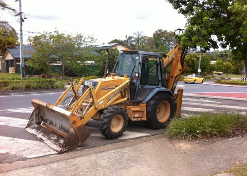 CASE 580SK BACKHOE LOADER 3