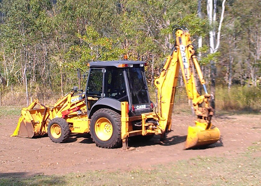 Case Backhoe 590 Series 3 1