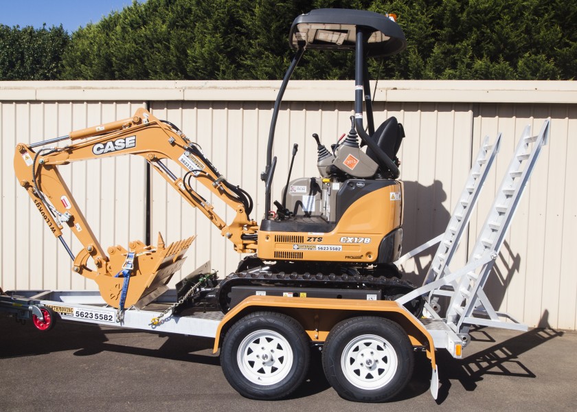 CASE CX17B Mini Excavator 1