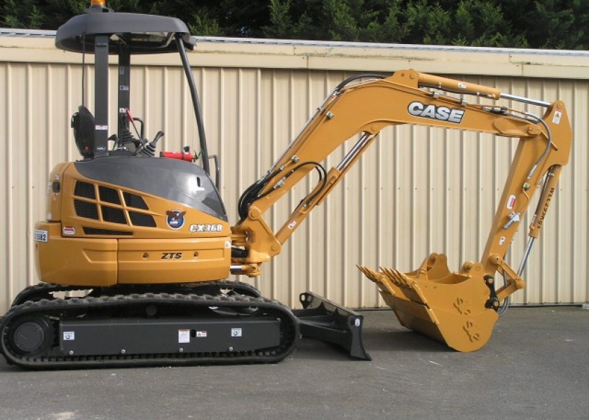 CASE CX36B Excavator (3.6T) 1