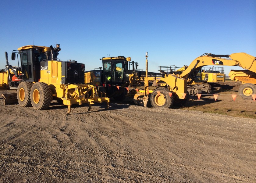 Cat 12m grader 2