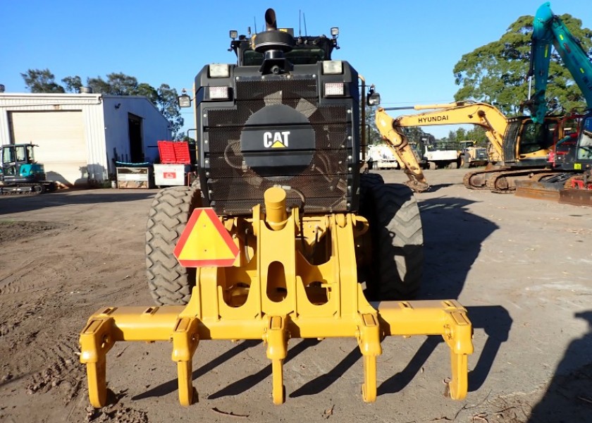 Cat 12m Grader - gps available 3