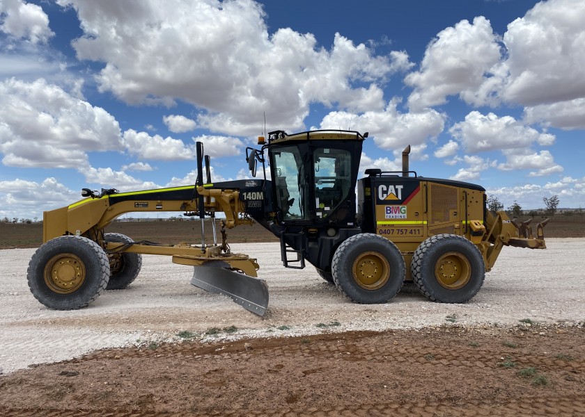 Cat 140M AWD Grader 1