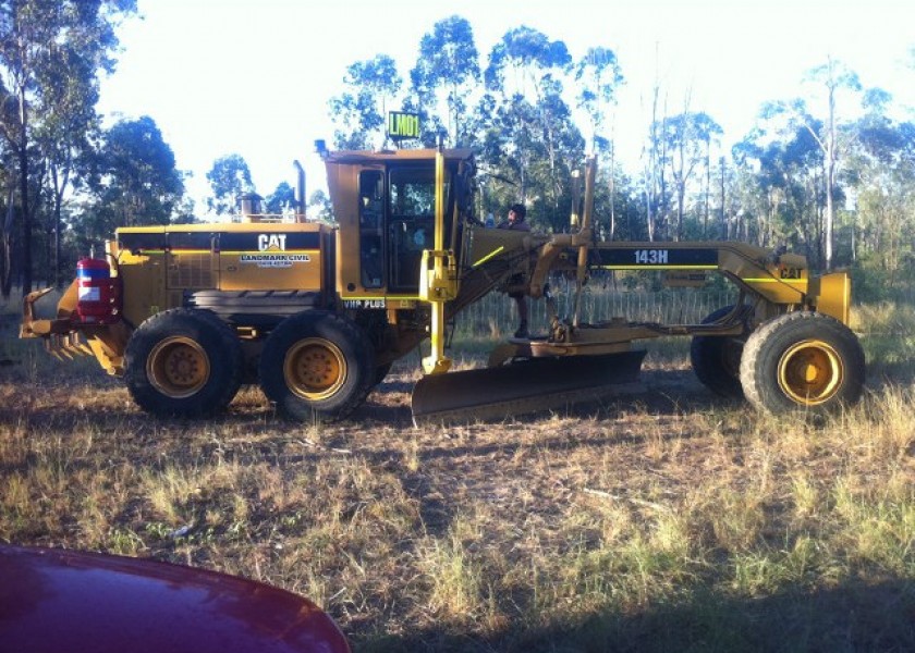 Cat 143H Grader GPS 1