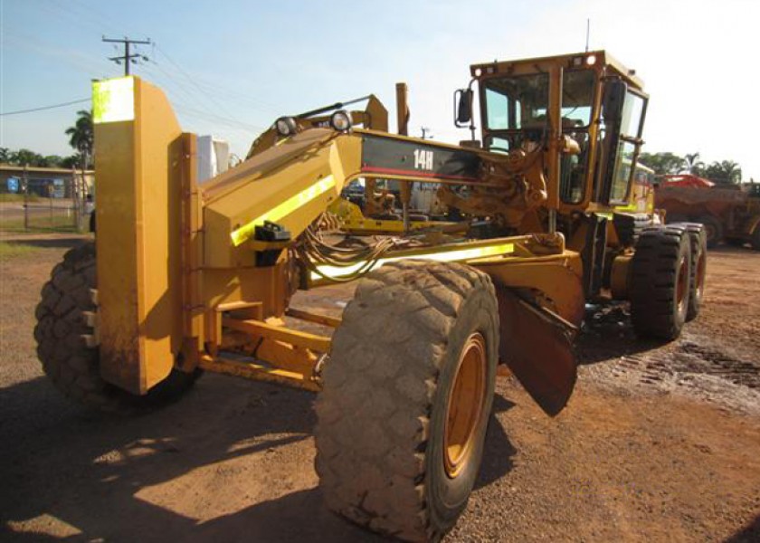 Cat 14H Motor Grader 1