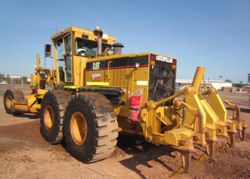 Cat 14H Motor Grader 2