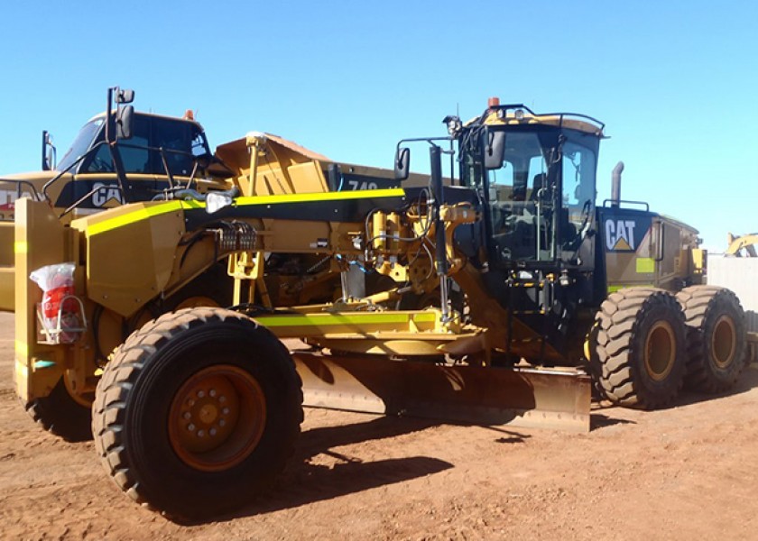 Cat 14M Motor Grader 1