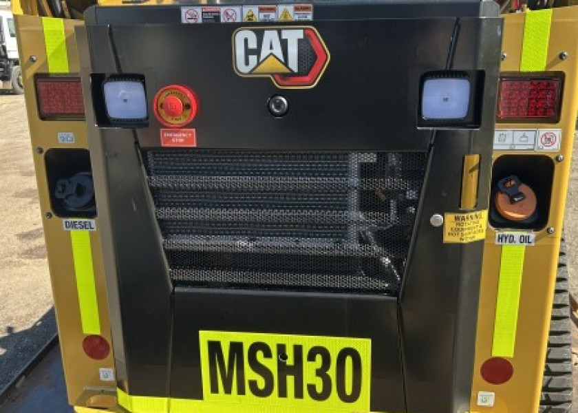 CAT 239D3 2025 1