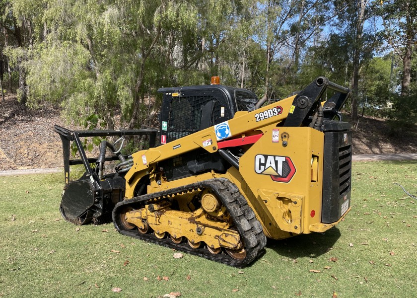 Cat 299D3XE Mulcher 2