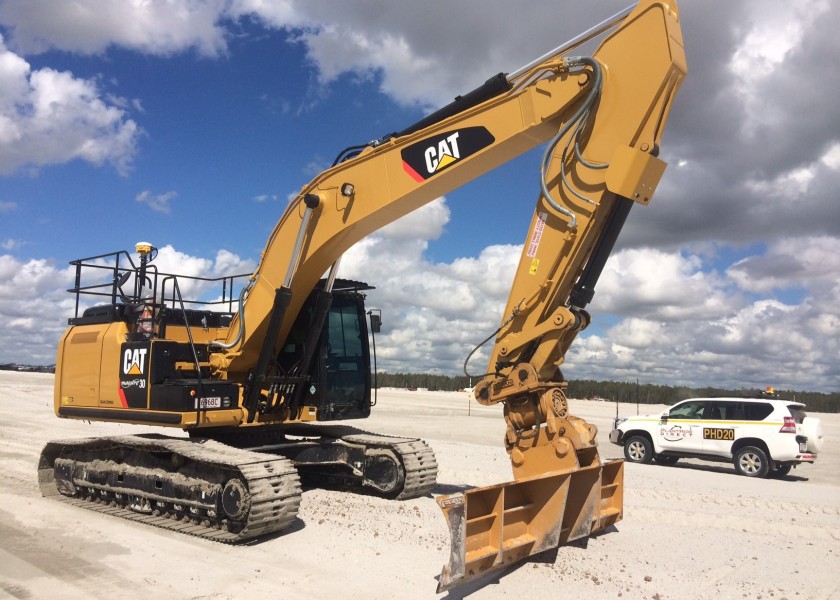 Cat 325E / 329E Excavator  1