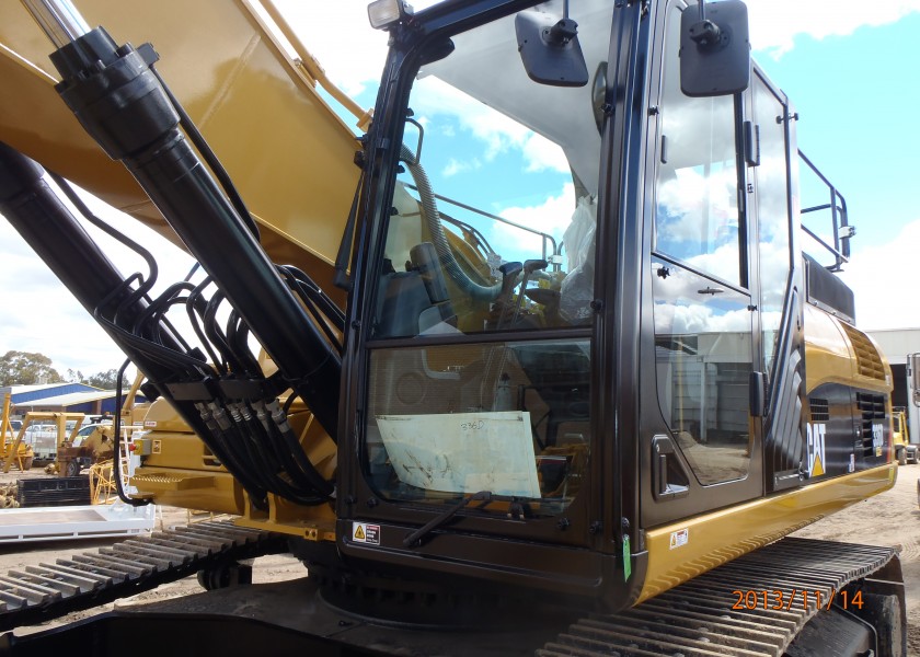 CAT 336E EXCAVATOR x5 3