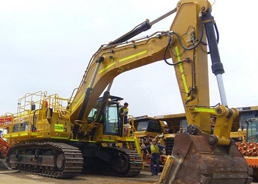 Cat 365CL Excavator 2