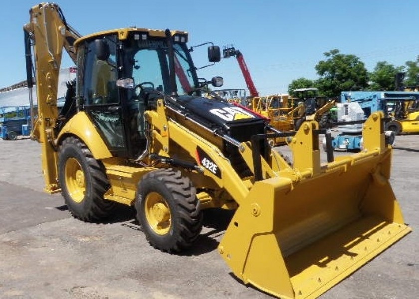 Cat 432E Backhoe Loaders 1