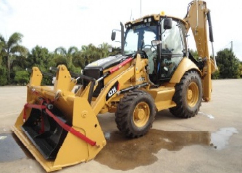 CAT 432E BACKHOE 4