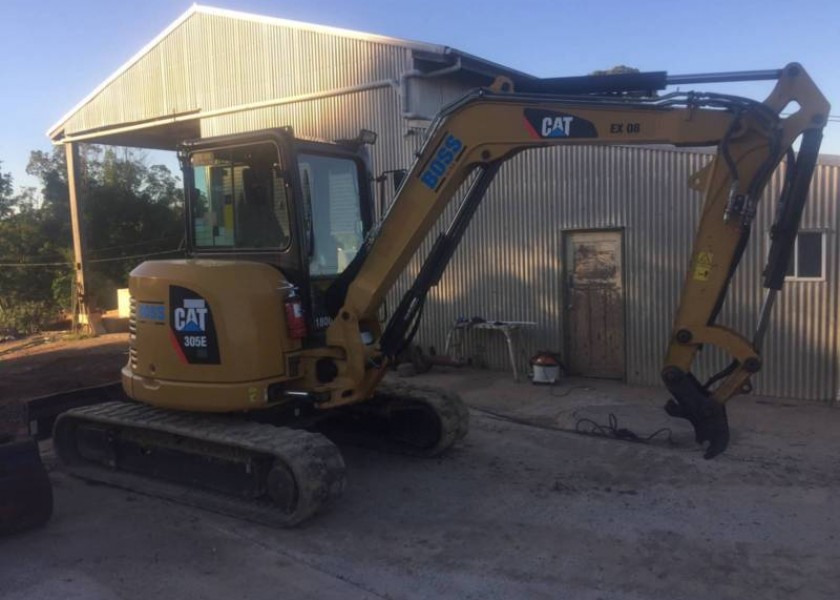 Cat 5T 305E Excavator 4