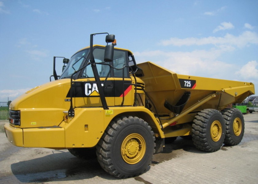 Cat 725 Arctic Dump Truck 1