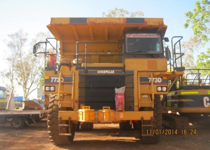 Cat 773D Dump truck 2