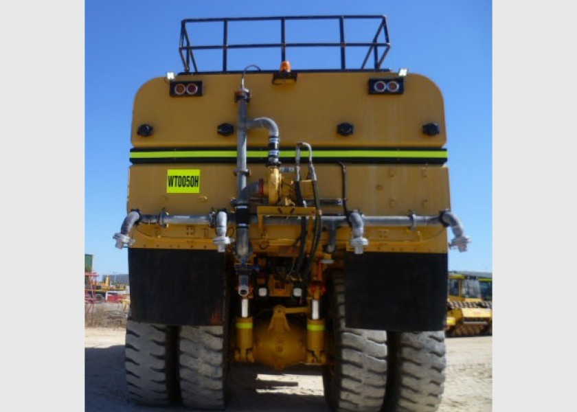 Cat 773E Rigid Water Cart 3