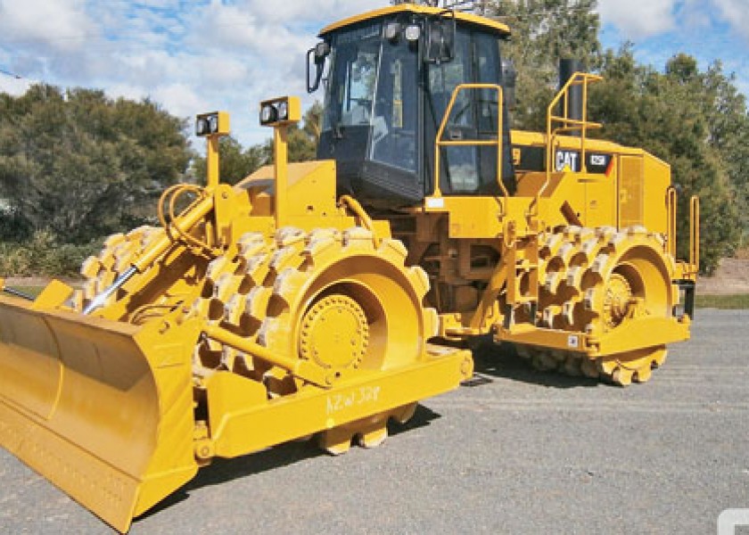 Cat 825H Compactors 1