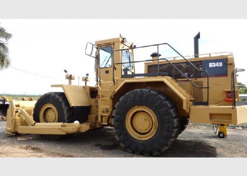 CAT 834B Wheel Dozer 3