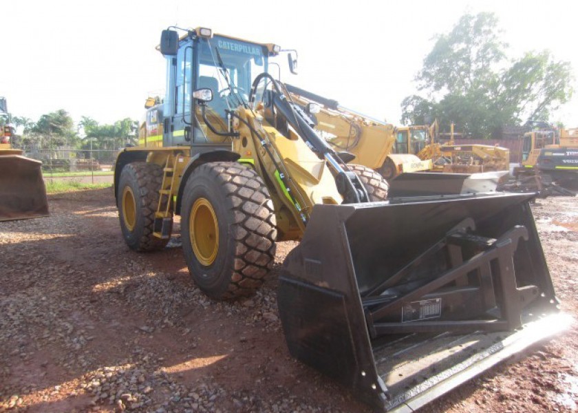 Cat 924H IT Loader 1