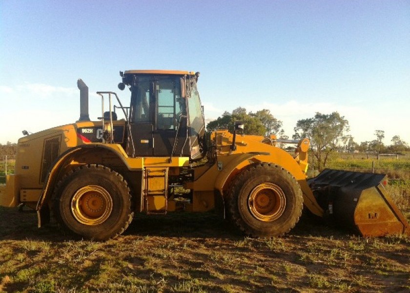 CAT 962H WHEEL LOADER - MINE SPEC 1