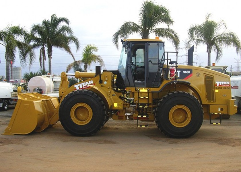 Cat 966H Wheel Loader  3