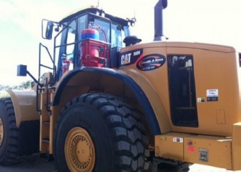 CAT 980H LOADER 1