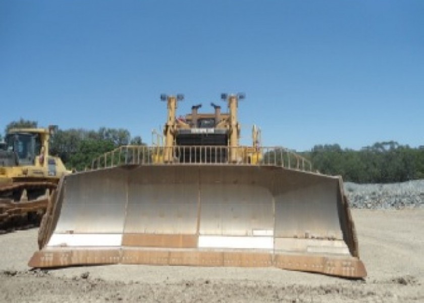 CAT D11R DOZER 1