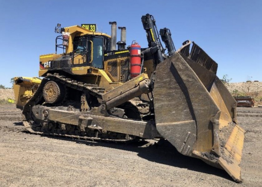 Cat D11T Dozer - mine spec 1