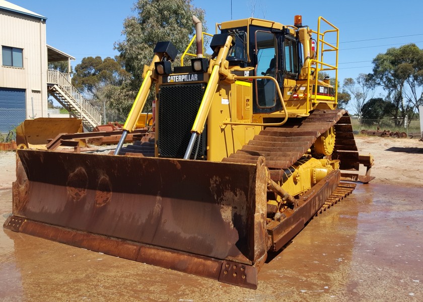 Cat D6 LGP Dozer 2