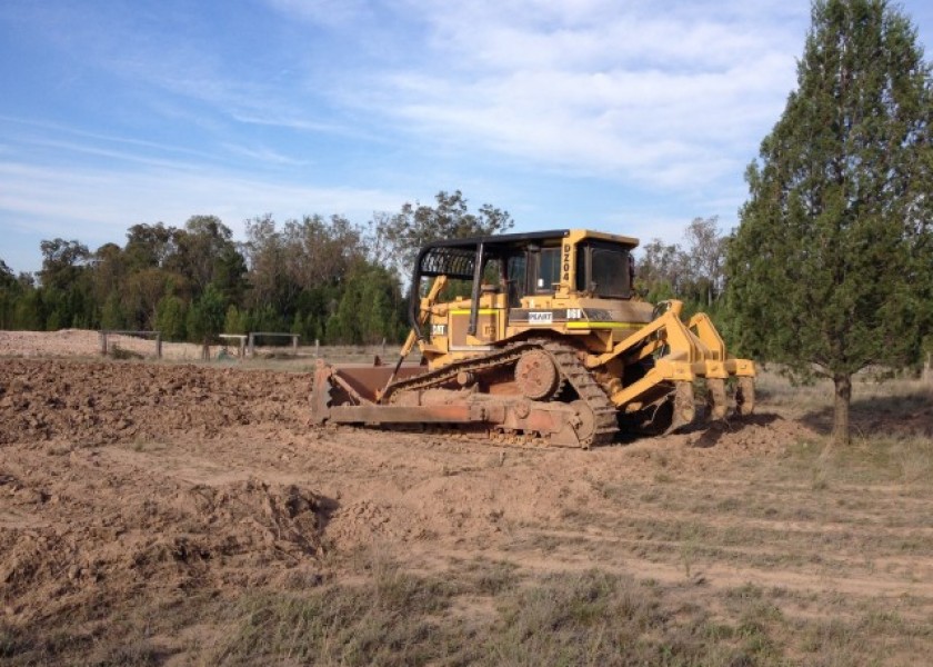 CAT D6H Dozer 2