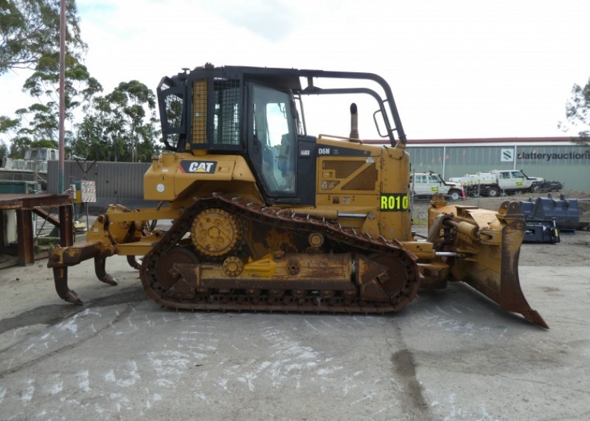 CAT D6N DOZER 1