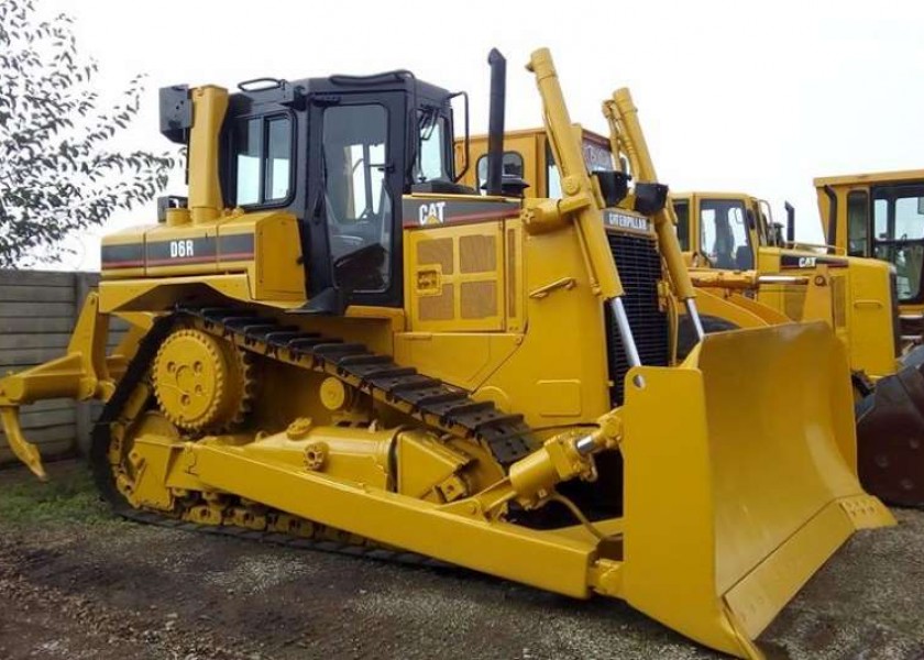 Cat D6R Dozer 1