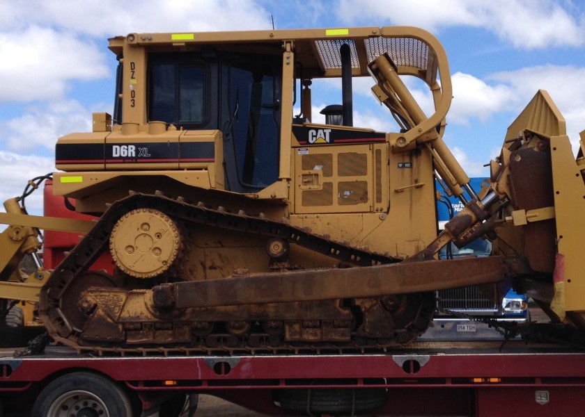 CAT D6R III Dozer 5