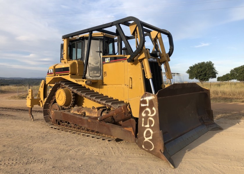 CAT D7R II 1